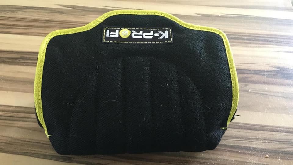 3-handvatten2 PRIDE Bijtkussen met 3 handvatten