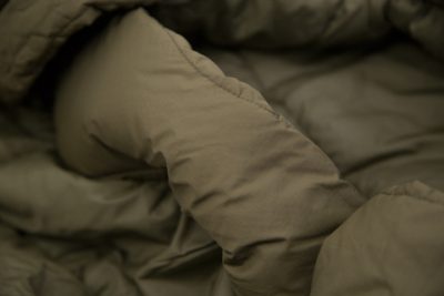 5410_defence6_olive_07 CARINTHIA Slaapzak Defence 6 Detail