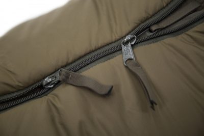 5459_wilderness_olive_13 CARINTHIA Slaapzak Wilderness Detail