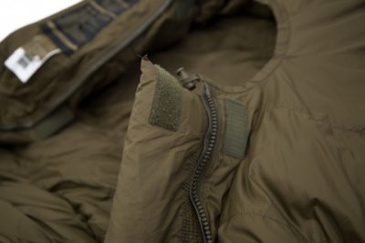 9766_xp-down-1000_olive_08 CARINTHIA Slaapzak XP Down 1000 Detail