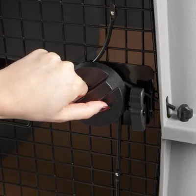 Petmate Sky Kennel sluiting