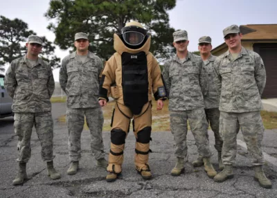 eod-advanced-bomb-suits-bomb-disposal-suits-atomic-defense-specialized-equipment-4_1024x1024 EOD Advanced Bomb Suits - Bomopruimingspak